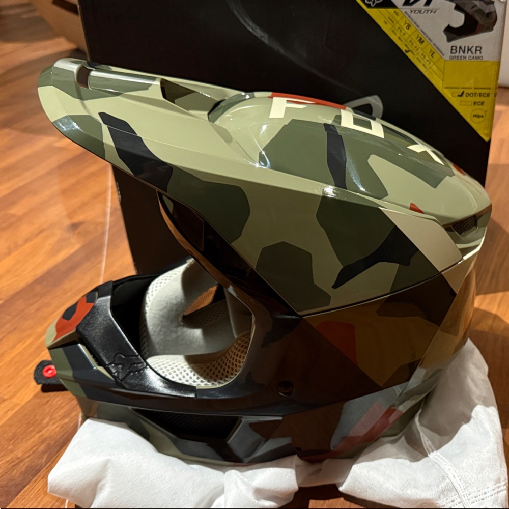 FOX kids helmet